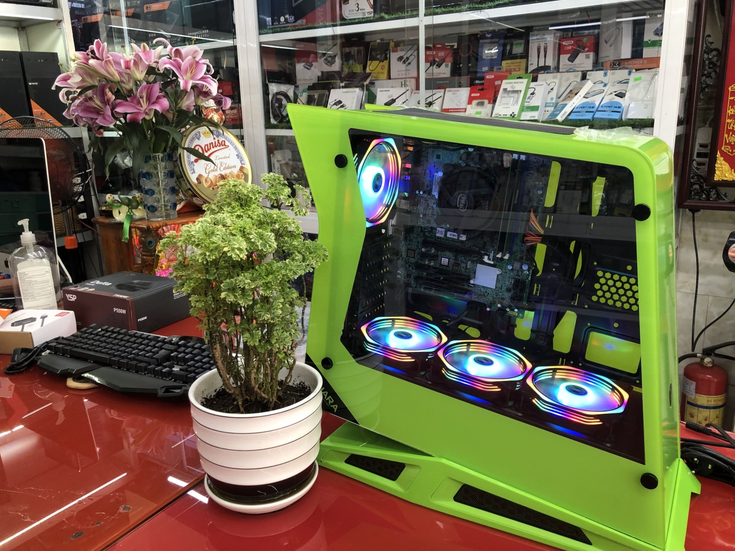 CPU=I5.8500/RAM16G/SSD240G/VGA-rx550-4g